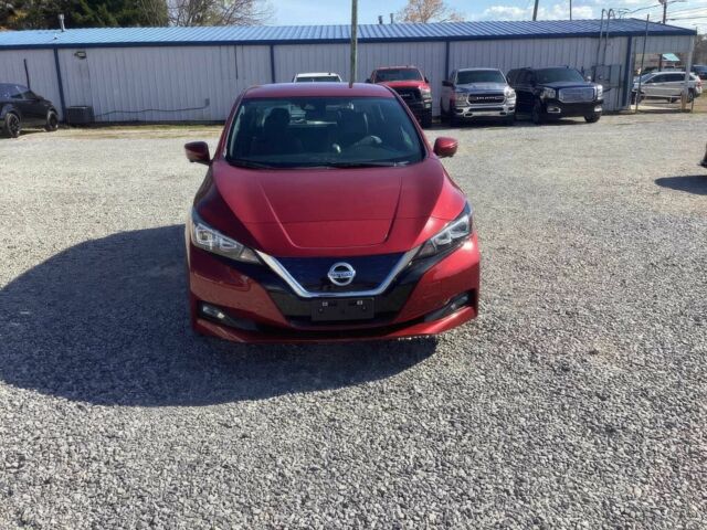 Красный Ниссан Лиф, объемом двигателя 0 л и пробегом 31 тыс. км за 13000 $, фото 1 на Automoto.ua