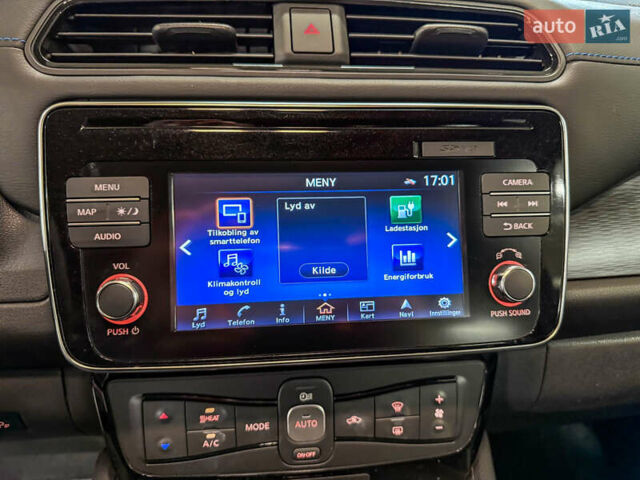 Красный Ниссан Лиф, объемом двигателя 0 л и пробегом 25 тыс. км за 8500 $, фото 15 на Automoto.ua