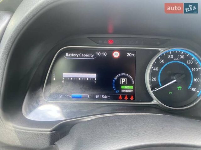 Червоний Ніссан Ліф, об'ємом двигуна 0 л та пробігом 93 тис. км за 14300 $, фото 8 на Automoto.ua