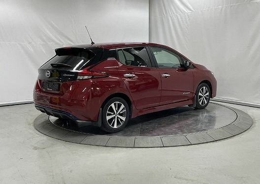 Червоний Ніссан Ліф, об'ємом двигуна 0 л та пробігом 104 тис. км за 11600 $, фото 1 на Automoto.ua