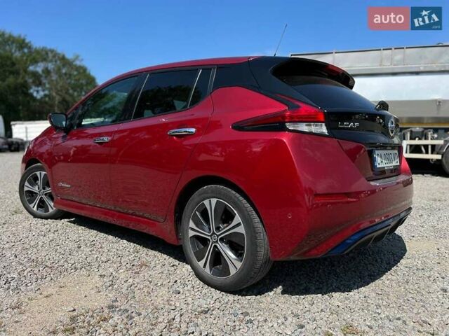 Червоний Ніссан Ліф, об'ємом двигуна 0 л та пробігом 93 тис. км за 14300 $, фото 4 на Automoto.ua