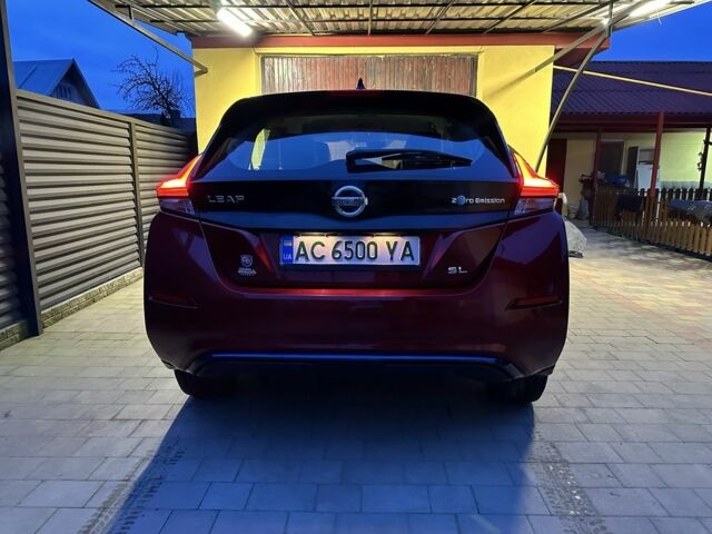 Красный Ниссан Лиф, объемом двигателя 0 л и пробегом 134 тыс. км за 12200 $, фото 6 на Automoto.ua