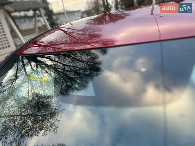 Красный Ниссан Лиф, объемом двигателя 0 л и пробегом 62 тыс. км за 11990 $, фото 19 на Automoto.ua