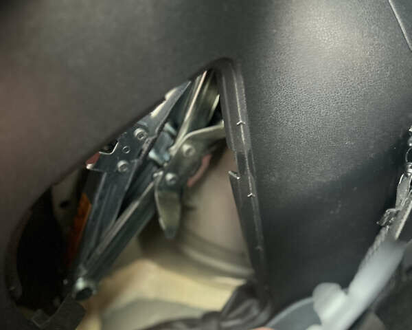 Красный Ниссан Лиф, объемом двигателя 0 л и пробегом 62 тыс. км за 11990 $, фото 28 на Automoto.ua