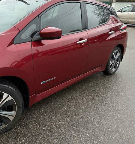 Червоний Ніссан Ліф, об'ємом двигуна 0 л та пробігом 74 тис. км за 14500 $, фото 3 на Automoto.ua