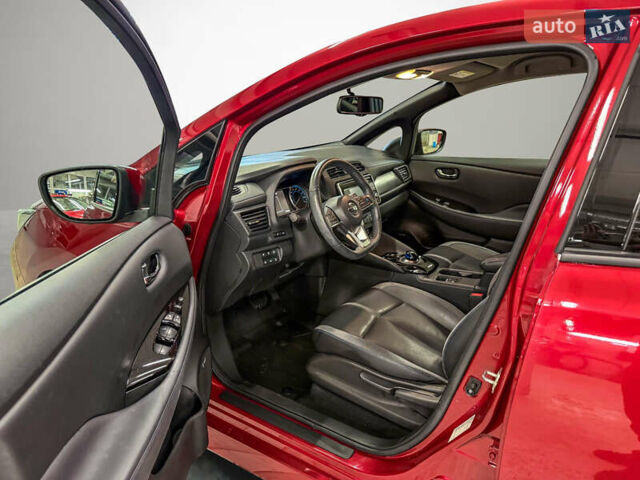 Красный Ниссан Лиф, объемом двигателя 0 л и пробегом 25 тыс. км за 8500 $, фото 8 на Automoto.ua