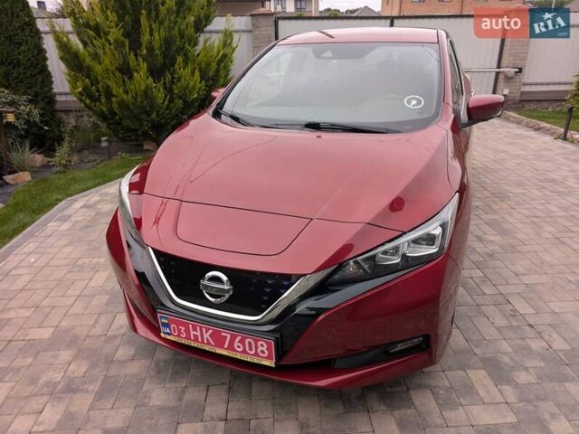 Червоний Ніссан Ліф, об'ємом двигуна 0 л та пробігом 127 тис. км за 11900 $, фото 4 на Automoto.ua