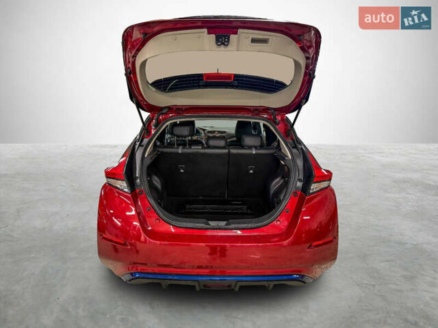 Красный Ниссан Лиф, объемом двигателя 0 л и пробегом 25 тыс. км за 8500 $, фото 23 на Automoto.ua