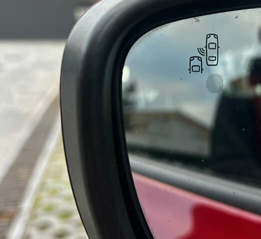 Красный Ниссан Лиф, объемом двигателя 0 л и пробегом 62 тыс. км за 11990 $, фото 22 на Automoto.ua