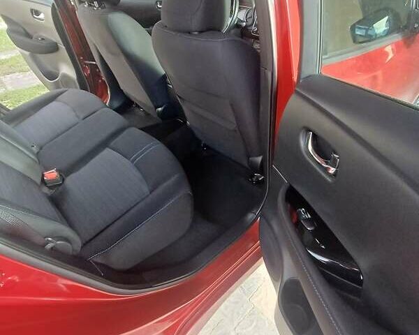 Ниссан Лиф 2019 в Тернополе на Automoto.ua Красный Ниссан Лиф, объемом двигателя 0 л и пробегом 29 тыс. км за 20100 $, фото 14 на Automoto.ua