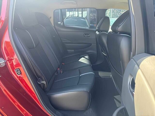 Червоний Ніссан Ліф, об'ємом двигуна 0 л та пробігом 47 тис. км за 9800 $, фото 15 на Automoto.ua