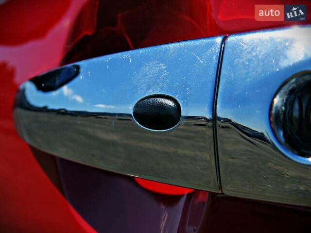 Красный Ниссан Лиф, объемом двигателя 0 л и пробегом 93 тыс. км за 15300 $, фото 5 на Automoto.ua