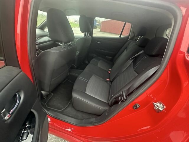 Червоний Ніссан Ліф, об'ємом двигуна 0 л та пробігом 128 тис. км за 12999 $, фото 4 на Automoto.ua