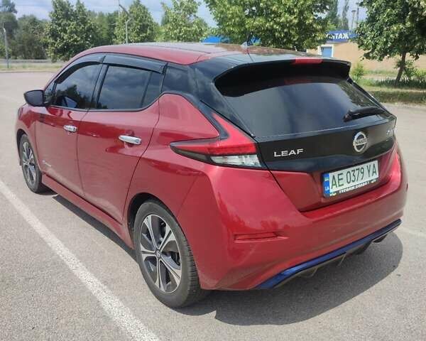 Червоний Ніссан Ліф, об'ємом двигуна 0 л та пробігом 210 тис. км за 12000 $, фото 13 на Automoto.ua