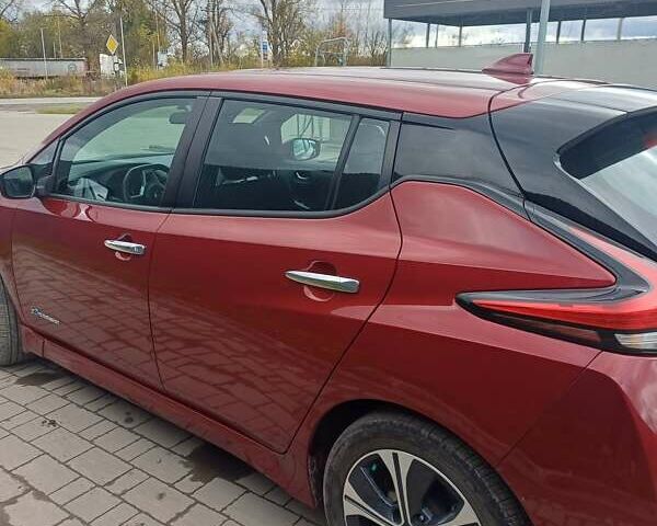 Ниссан Лиф 2019 в Тернополе на Automoto.ua Красный Ниссан Лиф, объемом двигателя 0 л и пробегом 29 тыс. км за 20100 $, фото 5 на Automoto.ua