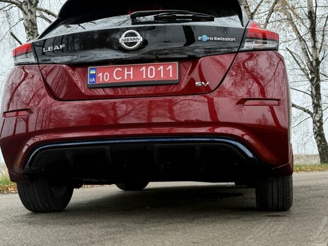 Красный Ниссан Лиф, объемом двигателя 4 л и пробегом 29 тыс. км за 12300 $, фото 11 на Automoto.ua