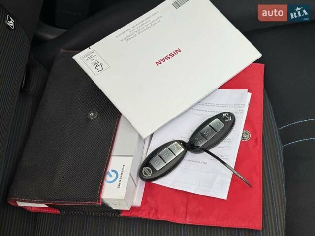 Красный Ниссан Лиф, объемом двигателя 0 л и пробегом 120 тыс. км за 14900 $, фото 13 на Automoto.ua