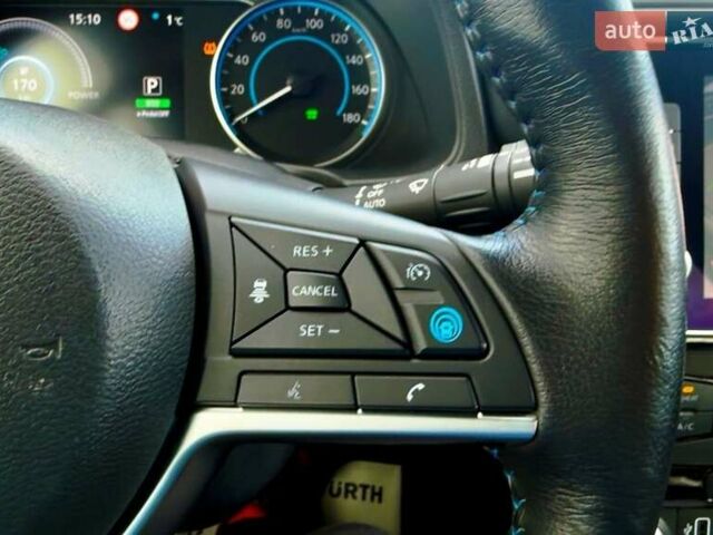 Красный Ниссан Лиф, объемом двигателя 0 л и пробегом 27 тыс. км за 16800 $, фото 9 на Automoto.ua