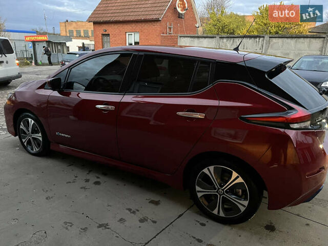 Красный Ниссан Лиф, объемом двигателя 0 л и пробегом 63 тыс. км за 14150 $, фото 9 на Automoto.ua