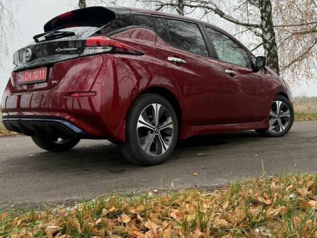 Красный Ниссан Лиф, объемом двигателя 4 л и пробегом 29 тыс. км за 12300 $, фото 18 на Automoto.ua