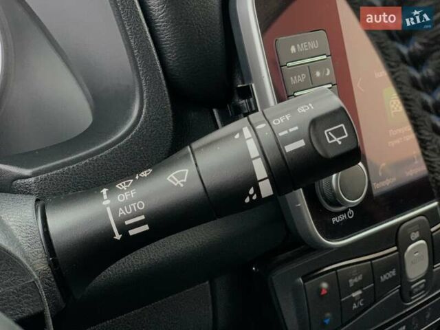 Красный Ниссан Лиф, объемом двигателя 0 л и пробегом 81 тыс. км за 14199 $, фото 50 на Automoto.ua