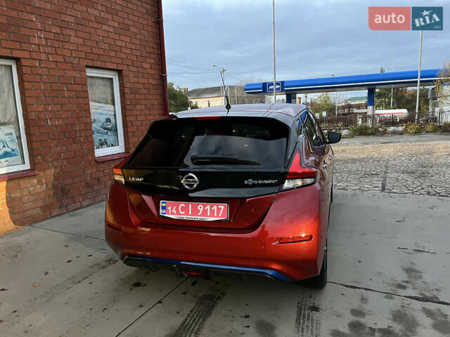 Красный Ниссан Лиф, объемом двигателя 0 л и пробегом 63 тыс. км за 14150 $, фото 6 на Automoto.ua