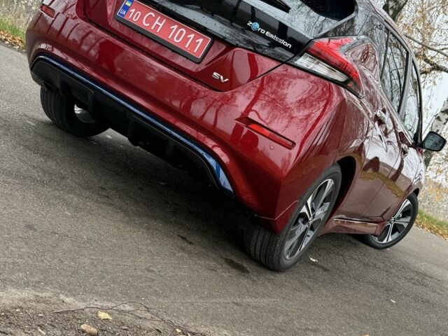 Красный Ниссан Лиф, объемом двигателя 4 л и пробегом 29 тыс. км за 12300 $, фото 13 на Automoto.ua