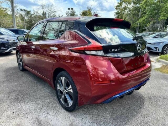 Червоний Ніссан Ліф, об'ємом двигуна 0 л та пробігом 31 тис. км за 5050 $, фото 5 на Automoto.ua