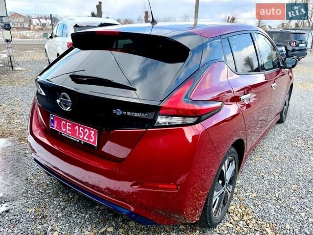 Красный Ниссан Лиф, объемом двигателя 0 л и пробегом 27 тыс. км за 16800 $, фото 7 на Automoto.ua