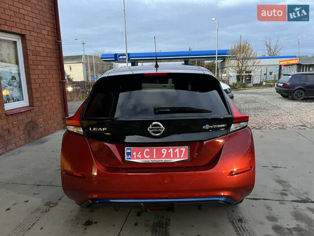 Красный Ниссан Лиф, объемом двигателя 0 л и пробегом 63 тыс. км за 14150 $, фото 7 на Automoto.ua