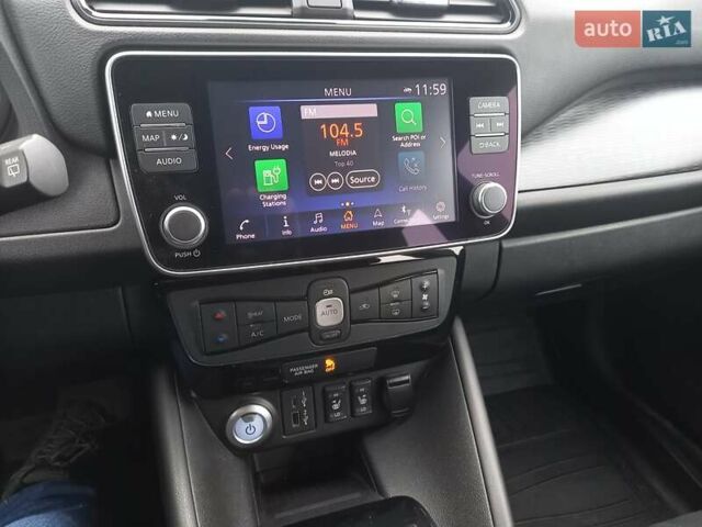 Красный Ниссан Лиф, объемом двигателя 0 л и пробегом 21 тыс. км за 18600 $, фото 34 на Automoto.ua