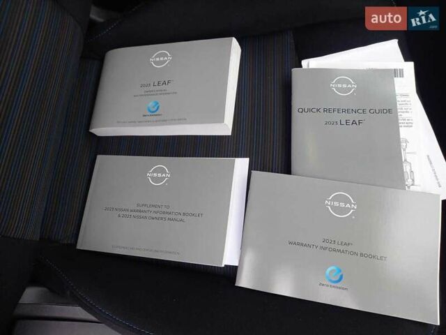 Красный Ниссан Лиф, объемом двигателя 0 л и пробегом 21 тыс. км за 18600 $, фото 49 на Automoto.ua