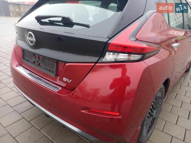 Красный Ниссан Лиф, объемом двигателя 0 л и пробегом 21 тыс. км за 18600 $, фото 6 на Automoto.ua