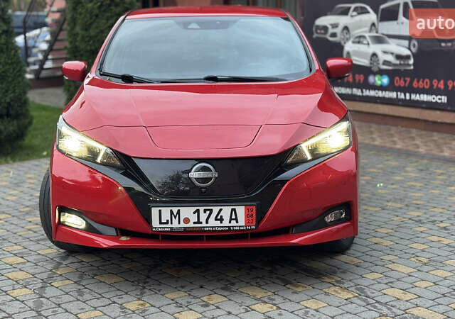 Червоний Ніссан Ліф, об'ємом двигуна 0 л та пробігом 89 тис. км за 16355 $, фото 3 на Automoto.ua