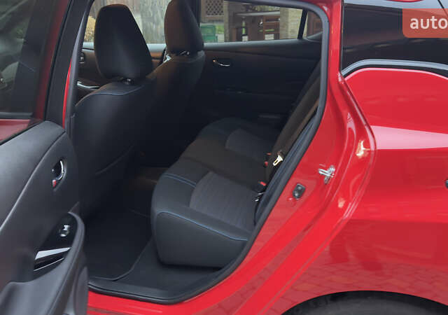 Червоний Ніссан Ліф, об'ємом двигуна 0 л та пробігом 89 тис. км за 16355 $, фото 39 на Automoto.ua