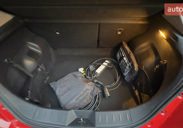 Червоний Ніссан Ліф, об'ємом двигуна 0 л та пробігом 89 тис. км за 16355 $, фото 49 на Automoto.ua