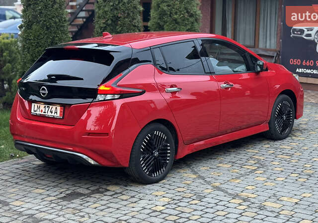 Червоний Ніссан Ліф, об'ємом двигуна 0 л та пробігом 89 тис. км за 16355 $, фото 13 на Automoto.ua