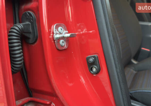 Червоний Ніссан Ліф, об'ємом двигуна 0 л та пробігом 89 тис. км за 16355 $, фото 54 на Automoto.ua