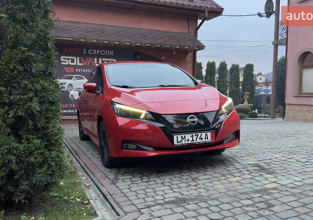 Червоний Ніссан Ліф, об'ємом двигуна 0 л та пробігом 89 тис. км за 16355 $, фото 6 на Automoto.ua