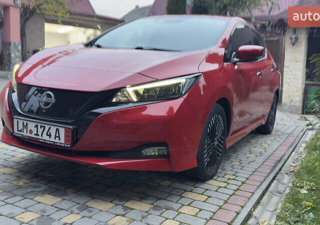 Червоний Ніссан Ліф, об'ємом двигуна 0 л та пробігом 89 тис. км за 16355 $, фото 18 на Automoto.ua