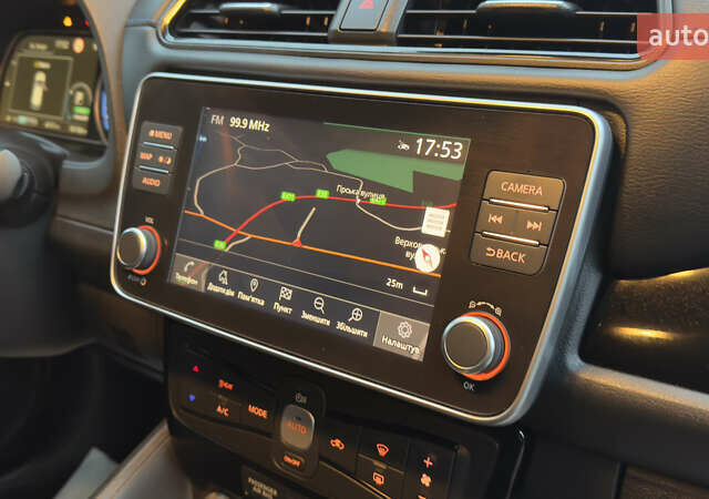 Червоний Ніссан Ліф, об'ємом двигуна 0 л та пробігом 89 тис. км за 16355 $, фото 69 на Automoto.ua