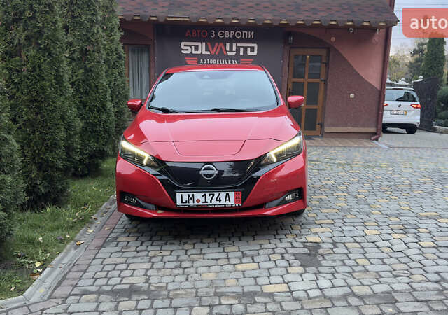 Червоний Ніссан Ліф, об'ємом двигуна 0 л та пробігом 89 тис. км за 16355 $, фото 7 на Automoto.ua