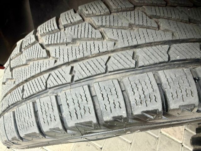 Червоний Ніссан Ліф, об'ємом двигуна 0 л та пробігом 144 тис. км за 4800 $, фото 4 на Automoto.ua