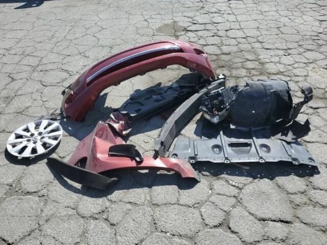 Красный Ниссан Лиф, объемом двигателя 0 л и пробегом 83 тыс. км за 4400 $, фото 11 на Automoto.ua