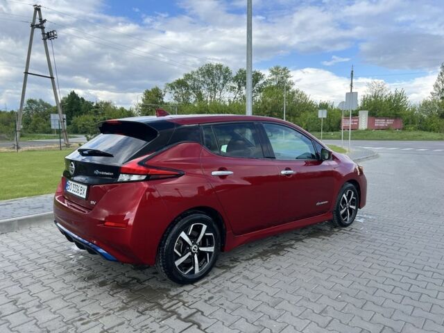 Червоний Ніссан Ліф, об'ємом двигуна 0 л та пробігом 215 тис. км за 10000 $, фото 1 на Automoto.ua