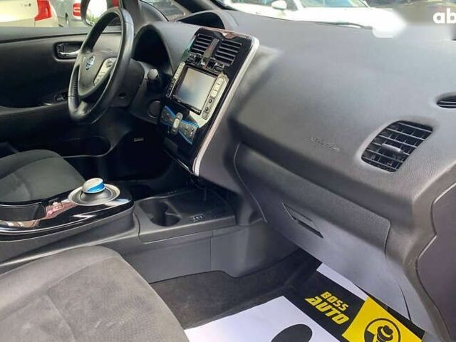 Ниссан Лиф, объемом двигателя 0 л и пробегом 77 тыс. км за 12300 $, фото 13 на Automoto.ua