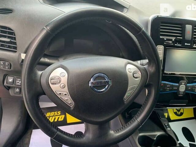 Ниссан Лиф, объемом двигателя 0 л и пробегом 77 тыс. км за 12300 $, фото 8 на Automoto.ua
