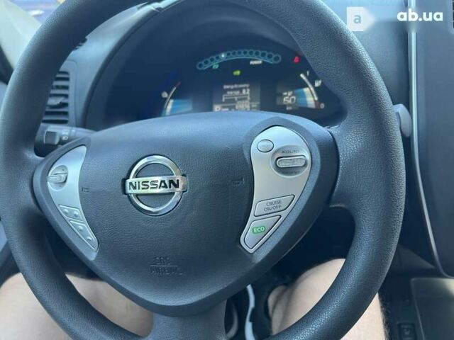 Ніссан Ліф, об'ємом двигуна 0 л та пробігом 70 тис. км за 9999 $, фото 24 на Automoto.ua