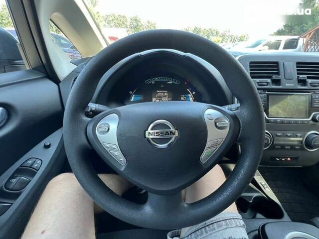 Ніссан Ліф, об'ємом двигуна 0 л та пробігом 70 тис. км за 9999 $, фото 23 на Automoto.ua