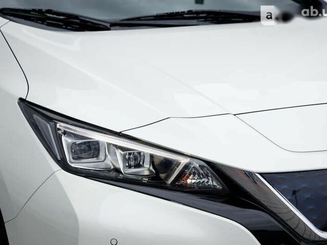 Ниссан Лиф, объемом двигателя 0 л и пробегом 63 тыс. км за 20300 $, фото 4 на Automoto.ua